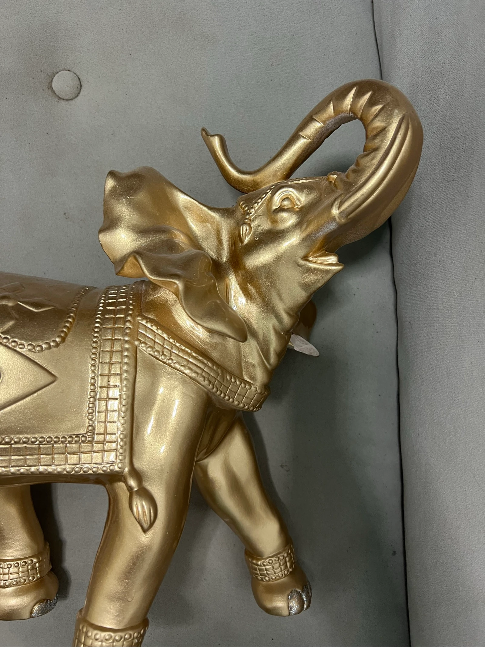 Decorative golden elephant – photo 2